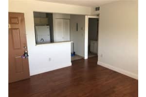 350 Palm Cir W, Pembroke Pines, FL 33025, Sold 07/30/20