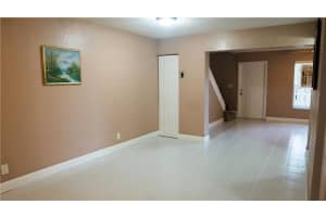 8091 NW 12th St, Margate, FL 33063, Sold 09/10/20