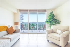 610 W Las Olas Blvd, Fort Lauderdale, FL 33312, Sold 03/02/21