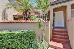 9097 W Sunrise Blvd, Plantation, FL 33322, Sold 08/07/20
