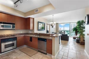 350 SE 2nd St, Fort Lauderdale, FL 33301, Sold 05/21/21