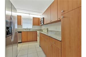 6604 S Parkway Dr, Margate, FL 33068, Sold 12/04/20