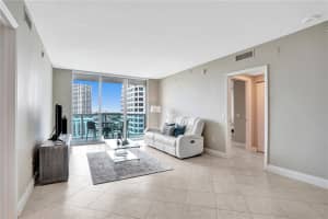 350 SE 2nd St, Fort Lauderdale, FL 33301, Sold 12/08/20
