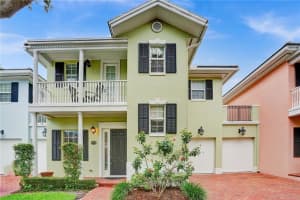1052 W Heritage Club Cir, Delray Beach, FL 33483, Sold 09/14/20