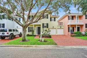 1052 W Heritage Club Cir, Delray Beach, FL 33483, Sold 09/14/20