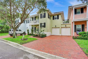 1052 W Heritage Club Cir, Delray Beach, FL 33483, Sold 09/14/20