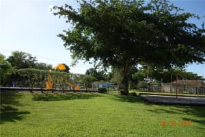 21831 S Heritage Cir, Pembroke Pines, FL 33029, Sold 09/01/20