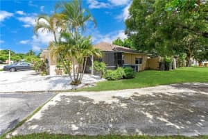 10375 Boynton Pl Cir, Boynton Beach, FL 33437, Sold 08/18/20