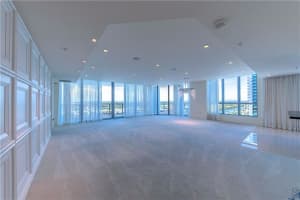 3535 S Ocean Dr, Hollywood, FL 33019, Sold 10/08/20