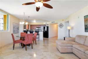 2011 N Ocean Blvd, Fort Lauderdale, FL 33305, Sold 09/25/20