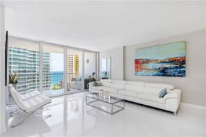 2200 NE 33rd Ave #15c, Fort Lauderdale, FL 33305, Sold 08/07/20