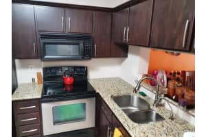 5580 Lakeside Dr, Margate, FL 33063, Sold 09/22/20