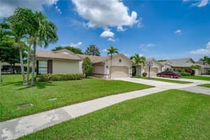 3242 NW 107th Dr, Sunrise, FL 33351, Sold 08/26/20