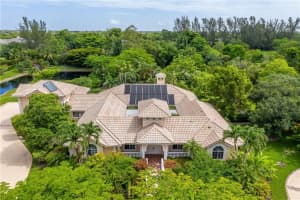 8935 NW 68th Ct, Parkland, FL 33067, Sold 11/20/20