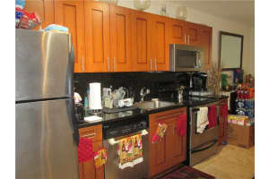 1470 N Dixie Hwy, Fort Lauderdale, FL 33304, Sold 09/25/20