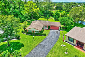 4726 Rainbow Dr, Greenacres, FL 33463, Sold 08/21/20