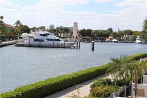 3750 NE 209th Terrace, Miami, FL 33180, Sold 12/07/20