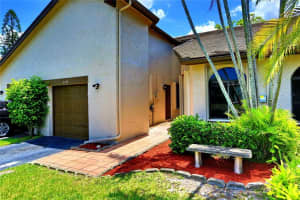 8228 NW 100th Way, Tamarac, FL 33321, Sold 09/04/20