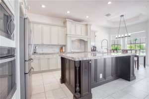 9885 Cobblestone Creek Dr, Boynton Beach, FL 33472, Sold 08/12/20