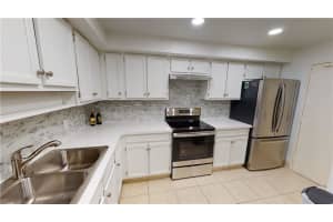 3900 Galt Ocean Dr, Fort Lauderdale, FL 33308, Sold 05/04/21