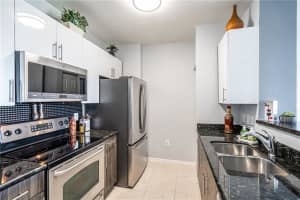 2421 NE 65th St, Fort Lauderdale, FL 33308, Sold 10/14/20