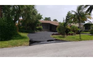 3270 Spanish River Dr, Pompano Beach, FL 33062, Sold 09/02/20