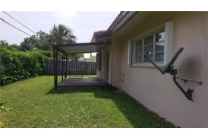 3270 Spanish River Dr, Pompano Beach, FL 33062, Sold 09/02/20