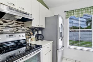 7051 SW 39th Ct, Davie, FL 33314, Sold 08/25/20