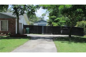 13735 SW 20th St, Davie, FL 33325, Sold 09/21/20
