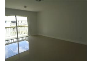 15201 NE 6th Ave APT C307, Miami, FL 33162, Sold 08/03/21