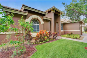 13024 Spring Lake Dr, Cooper City, FL 33330, Sold 08/14/20