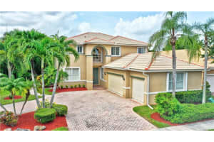 12140 NW 52nd Ct, Tamarac, FL 33321, Sold 09/28/20