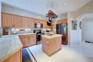 12140 NW 52nd Ct, Tamarac, FL 33321, Sold 09/28/20