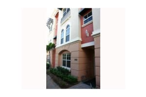 1033 NE 17th Way, Fort Lauderdale, FL 33304, Sold 08/14/20