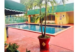 606 W 81st St, Hialeah, FL 33014, Sold 03/05/21