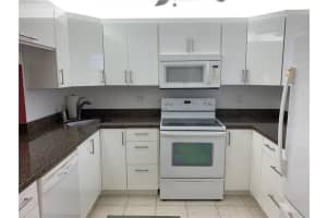 1541 S Ocean Blvd, Pompano Beach, FL 33062, Sold 08/20/20