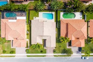811 SW 190th Ave, Pembroke Pines, FL 33029, Sold 08/03/20