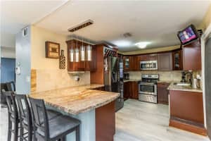 2081 Bayberry Dr, Pembroke Pines, FL 33024, Sold 09/01/20