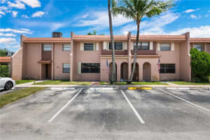 45 Toledo Ct, Davie, FL 33324, Sold 09/09/20