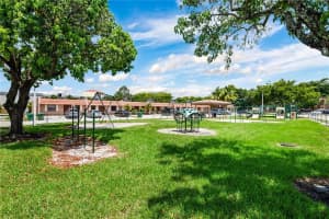 45 Toledo Ct, Davie, FL 33324, Sold 09/09/20