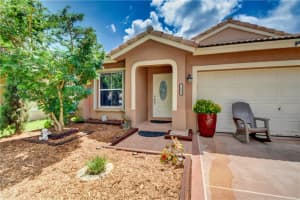 2008 NW 208th Way, Pembroke Pines, FL 33029, Sold 09/25/20