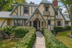 3125 Lakeview Dr, Delray Beach, FL 33445, Sold 08/19/20