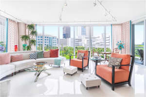 333 Las Olas Way, Fort Lauderdale, FL 33301, Sold 02/08/21