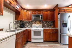559 Banks Rd, Margate, FL 33063, Sold 09/04/20