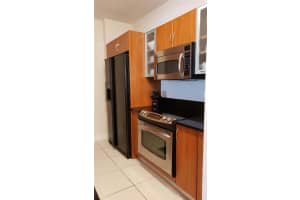 18800 NE 29th Ave, Miami, FL 33180, Sold 12/01/21