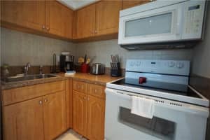 605 N Riverside Dr, Pompano Beach, FL 33062, Sold 12/14/20