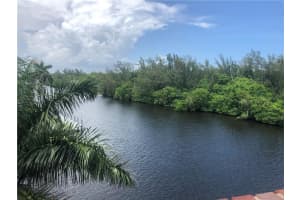 1423 E Hillsboro Blvd, Deerfield Beach, FL 33441, Sold 09/18/20