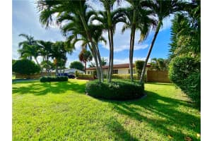 435 NE 36th St, Boca Raton, FL 33431, Sold 10/22/20