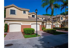 3914 Cherry Ln, Weston, FL 33332, Sold 08/20/20