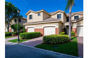 3914 Cherry Ln, Weston, FL 33332, Sold 08/20/20
